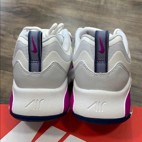 • NIKE W AIR MAX 200 running shoes - Picture 13 of 16